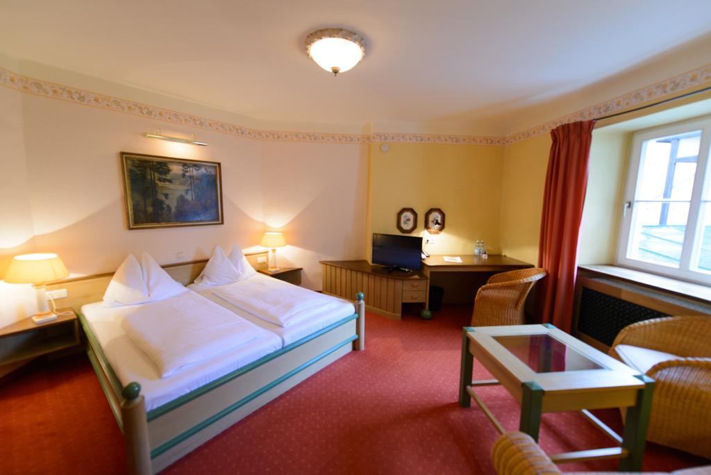 Gasthof Hotel Zweimueller Grieskirchen Kamer foto