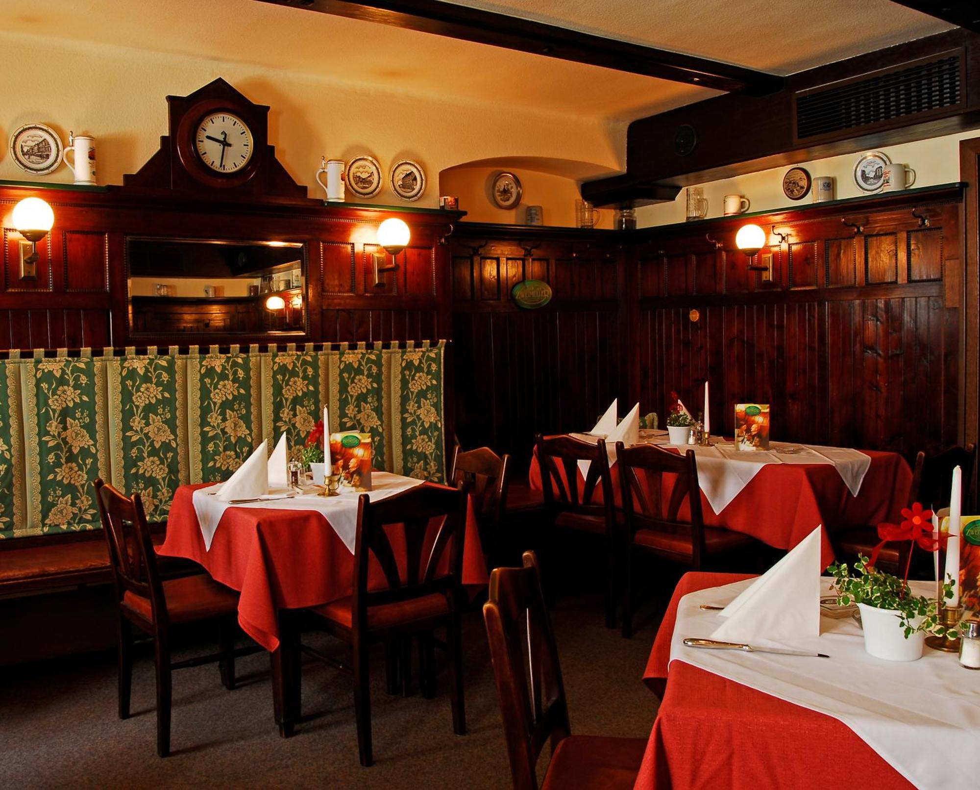 Gasthof Hotel Zweimueller Grieskirchen Buitenkant foto